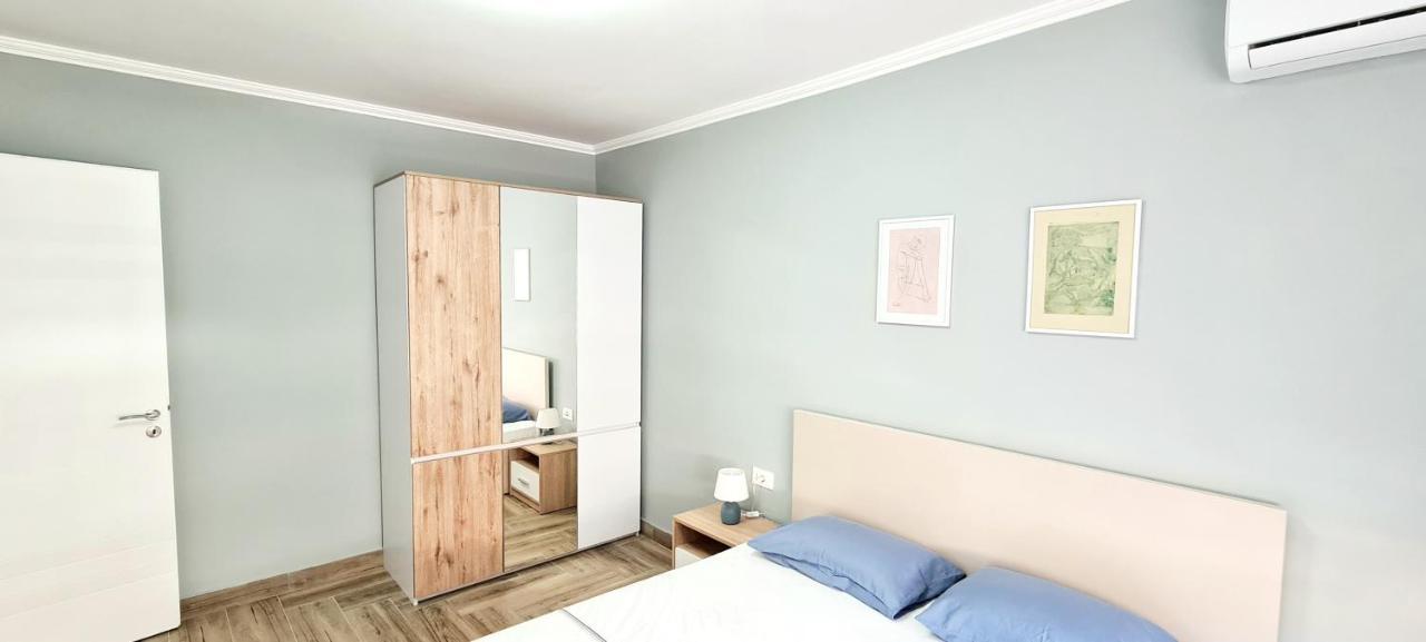 2V1 - 21 Dhjetori Apartment Tiranë Luaran gambar
